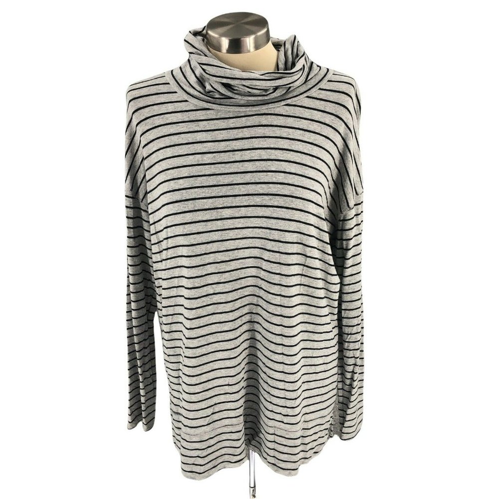 Liz Claiborne Weekend Womens Blouse Medium Gray Black Striped Long Sleeve Slit